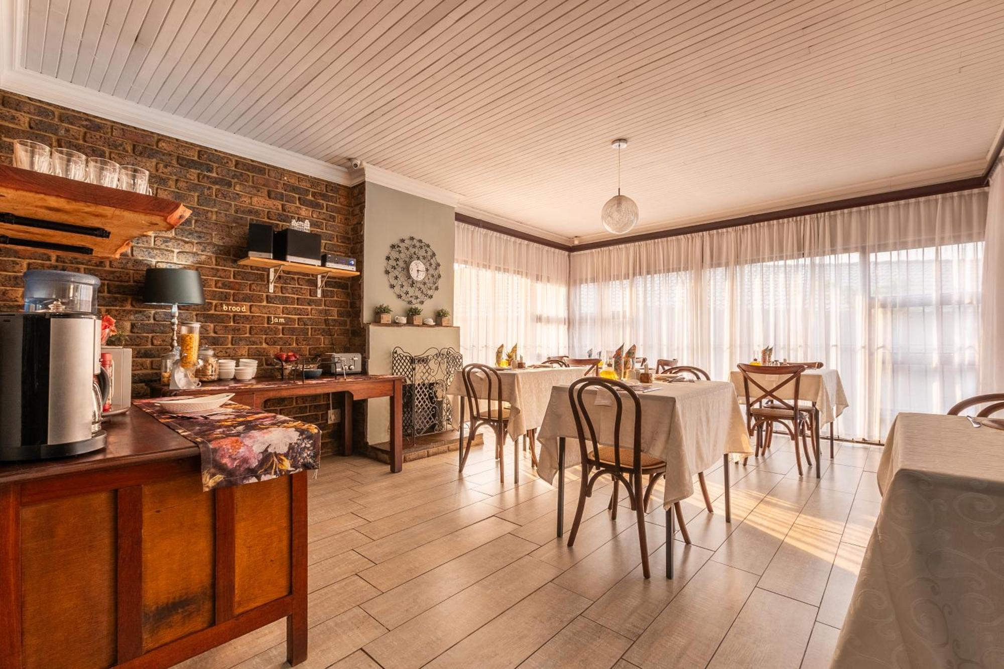 Diamond Rose Guest House Middelburg  Bagian luar foto