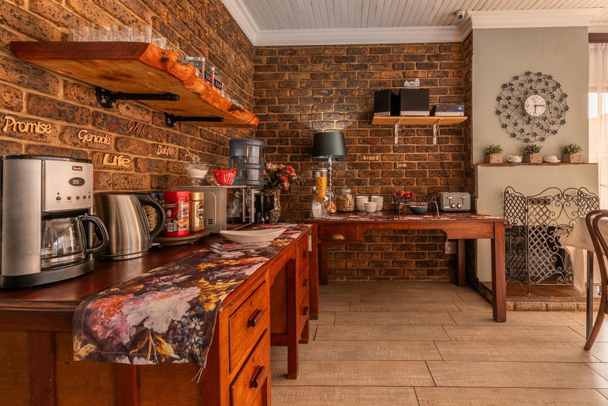 Diamond Rose Guest House Middelburg  Bagian luar foto